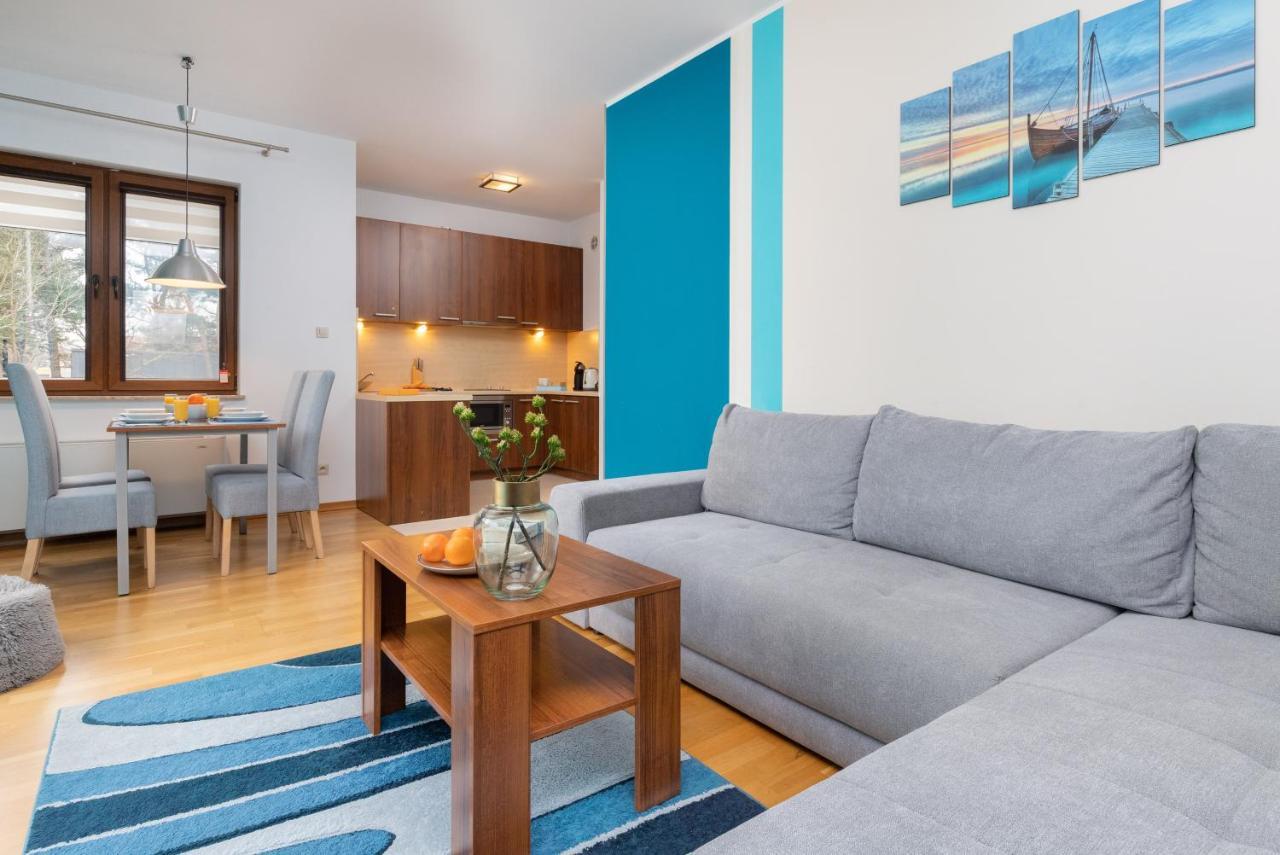 Villa 4 Pory Roku By Noclegi Renters Jastrzębia Góra Kültér fotó