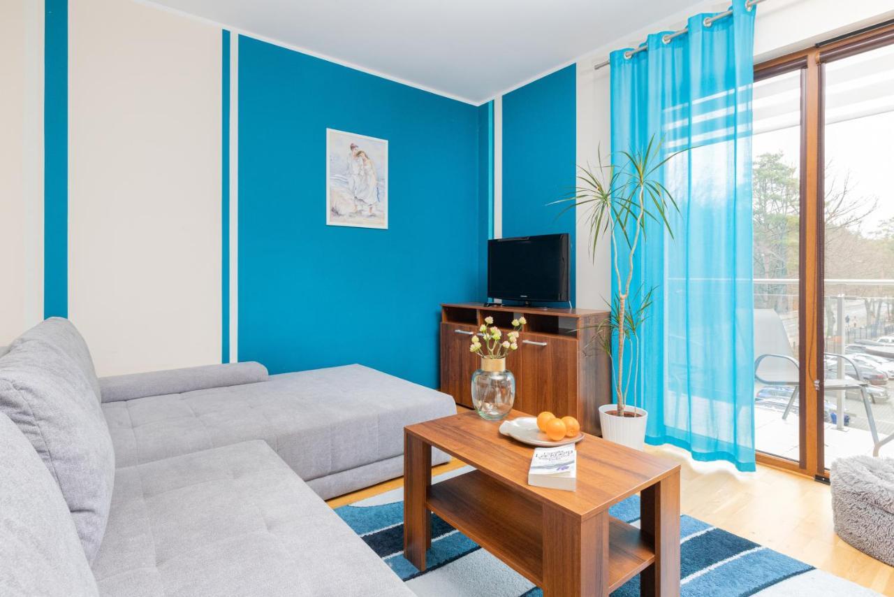 Villa 4 Pory Roku By Noclegi Renters Jastrzębia Góra Kültér fotó