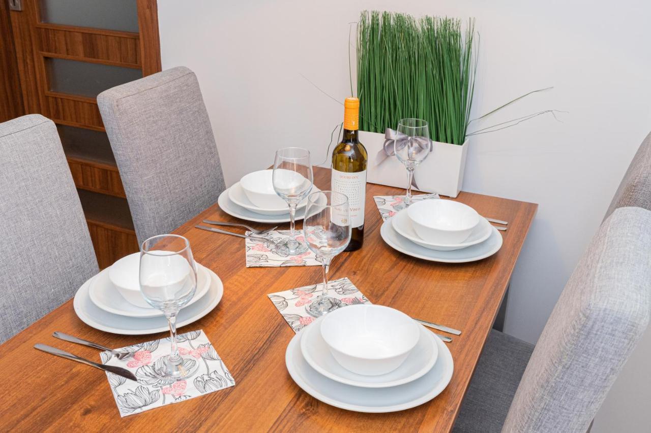 Villa 4 Pory Roku By Noclegi Renters Jastrzębia Góra Kültér fotó
